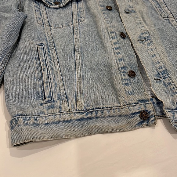 Vintage Red Label Levi’s Trucker - Picture 5 of 7